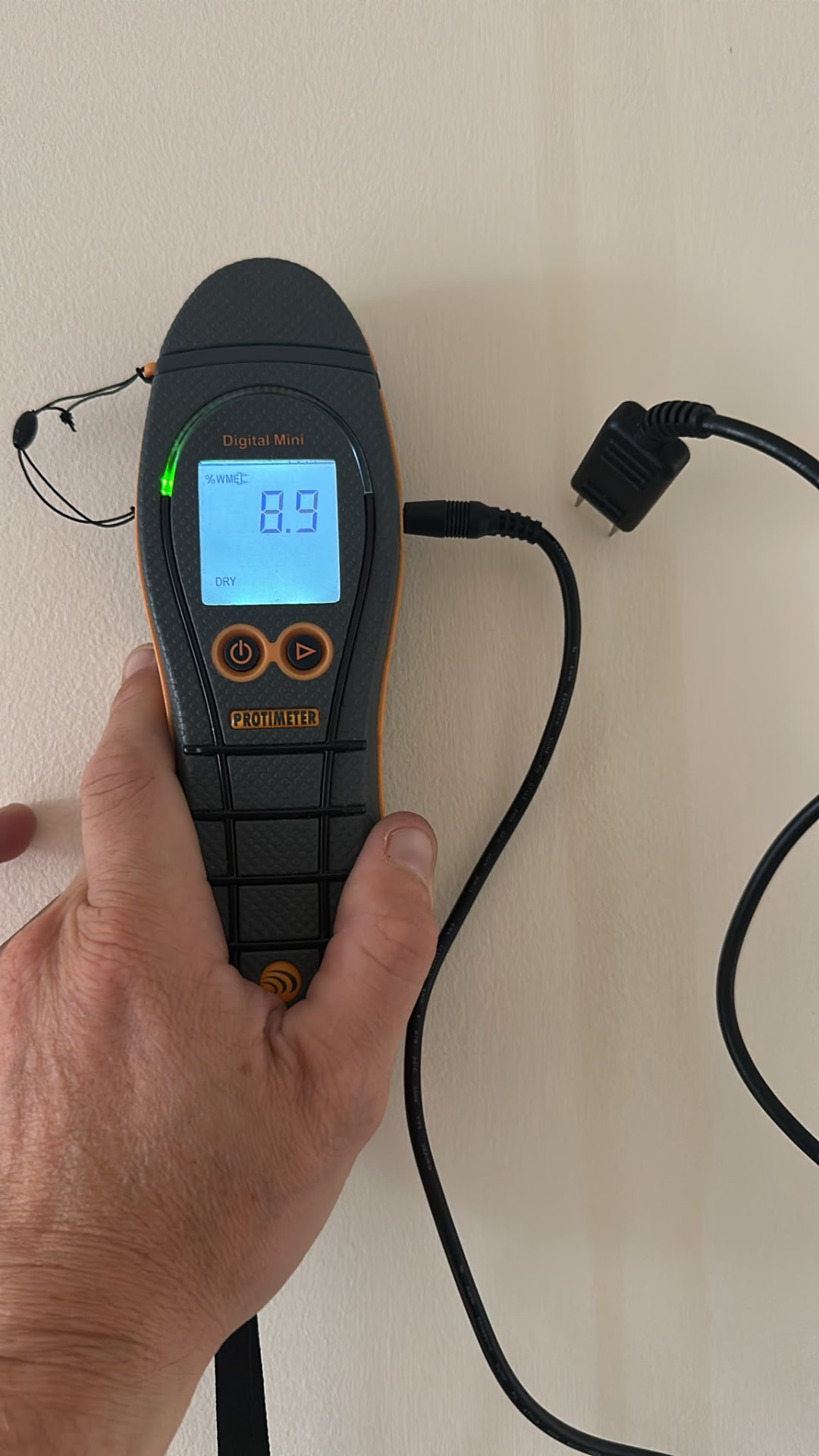 Protimeter Digital Mini final reading recorded at a fixed monitoring point
